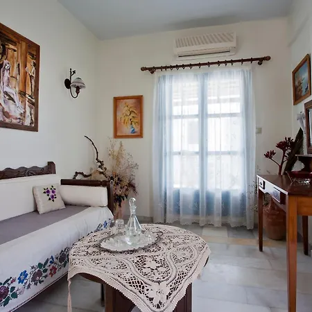 Chateau Zevgoli فندق Naxos City