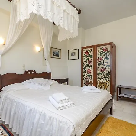 Chateau Zevgoli فندق Naxos City