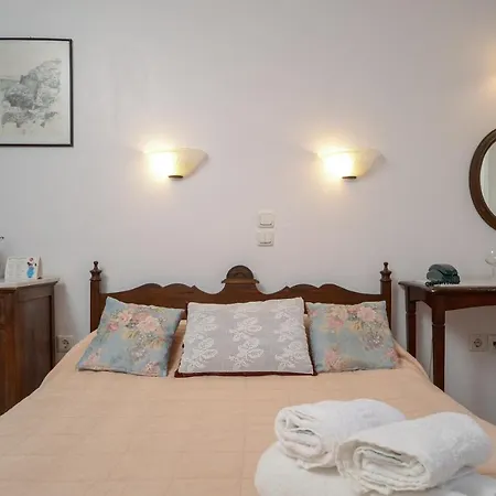 Chateau Zevgoli Отель 2*