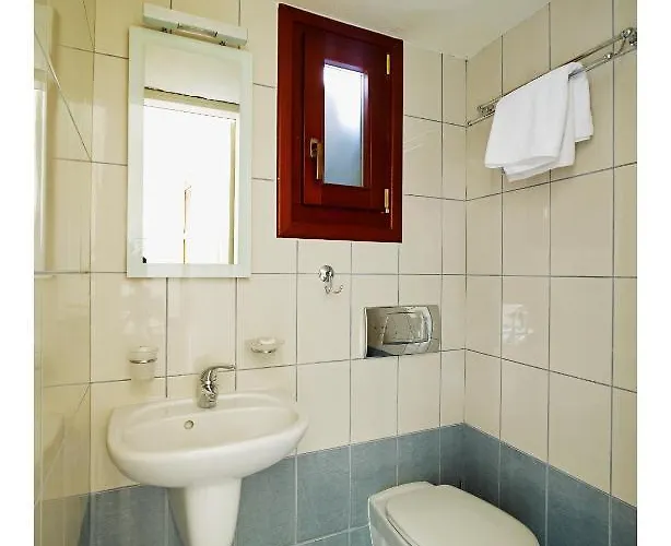 Chateau Zevgoli 2* Naxos City