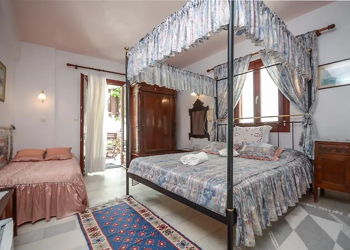 Chateau Zevgoli Hotel 2*