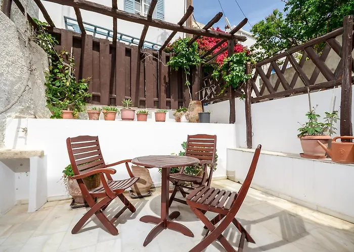 Chateau Zevgoli 2* Naxos City