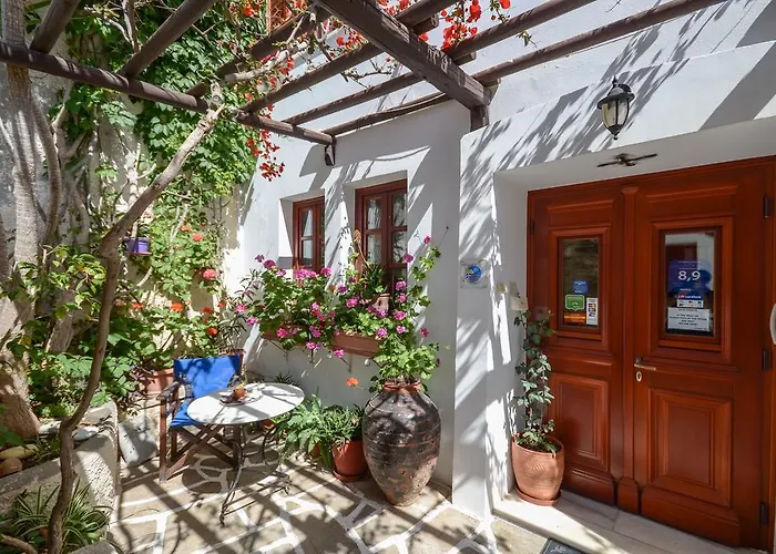 Отель Chateau Zevgoli Naxos City